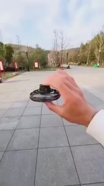 Strendora Flying Spinner